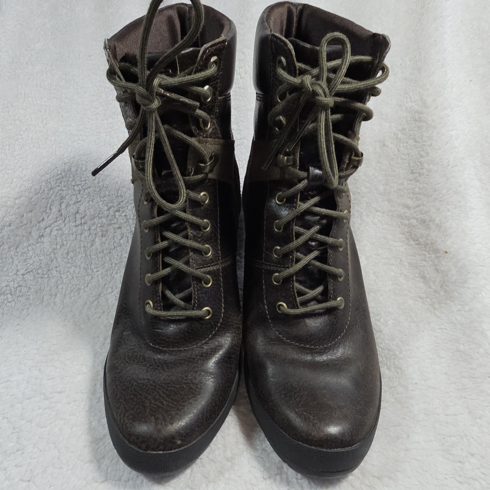 Timberland Women's Brown Leather Ankle Boots - Picture 8 of 14